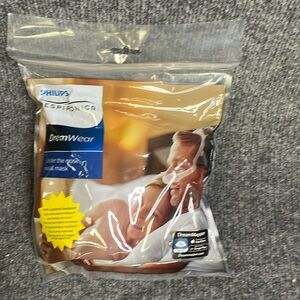 Phillips Respironics DreamWear Under Nose Medium frame w/Hdgr S,M,L MW 116700